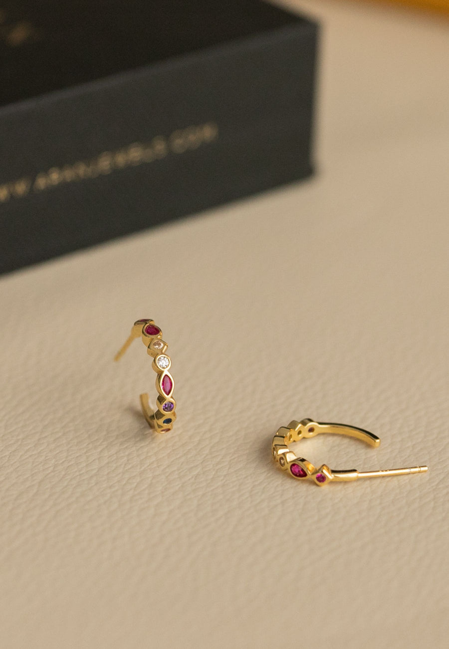 Pendientes de plata de aro SIRA con piedras de colores