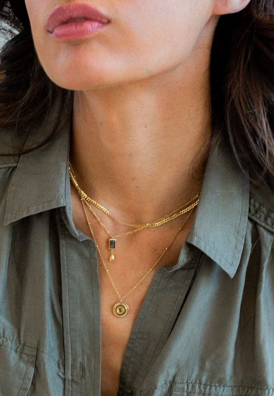 Collar de plata doble NIRVANA oro