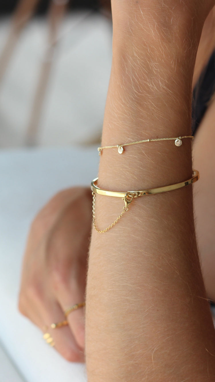 Pulsera rígida BRIDGE de plata de ley chapada en oro 24k