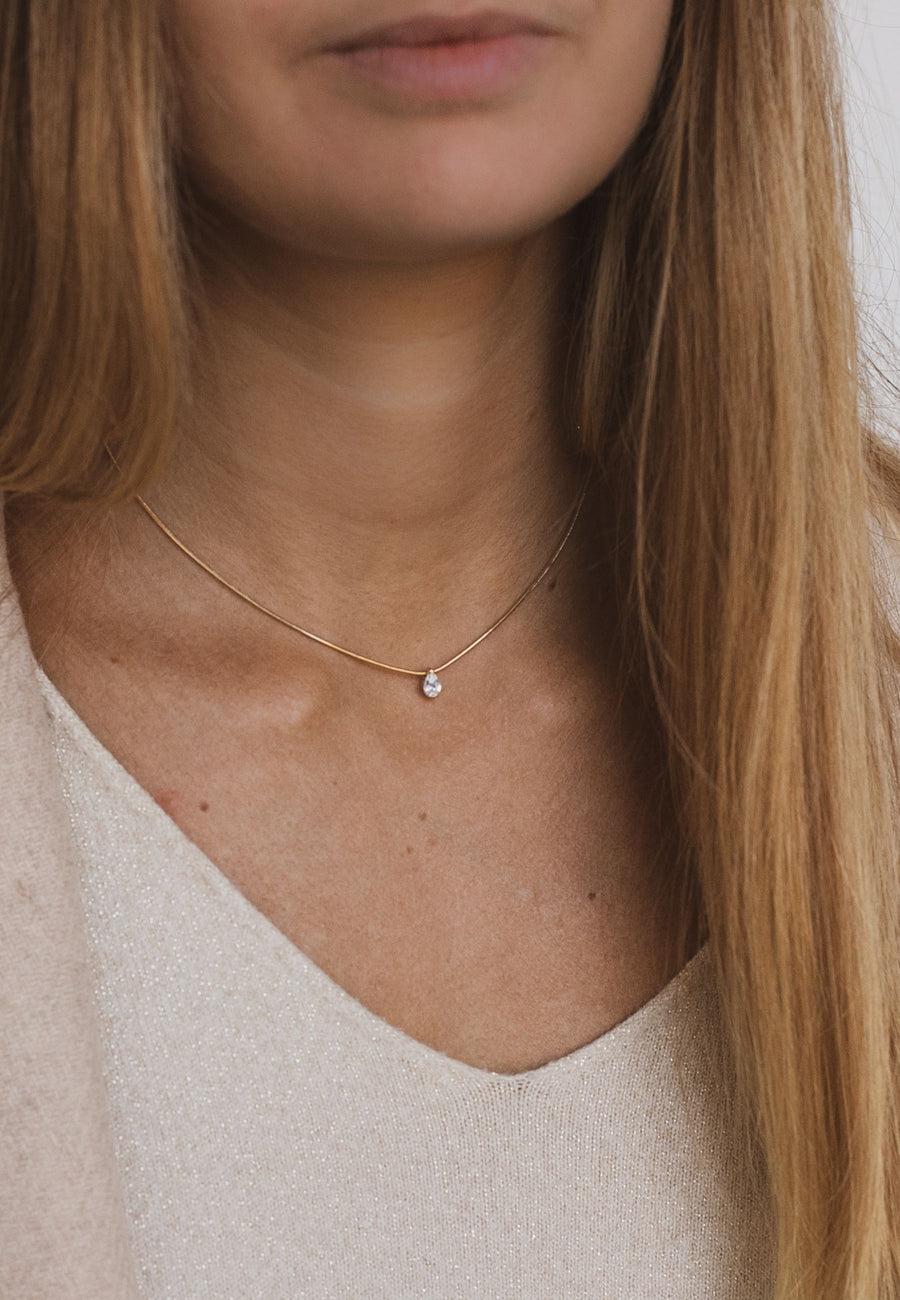 Collar con lágrima de circonita AMBRA