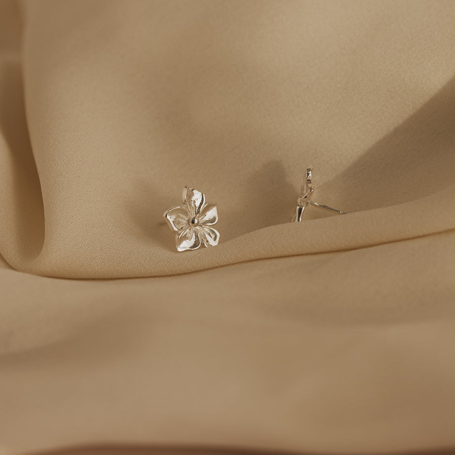 Preciosos Pendientes de plata HAWAI con forma de flor hawaiana fabricados en plata de ley bañados en oro 24K