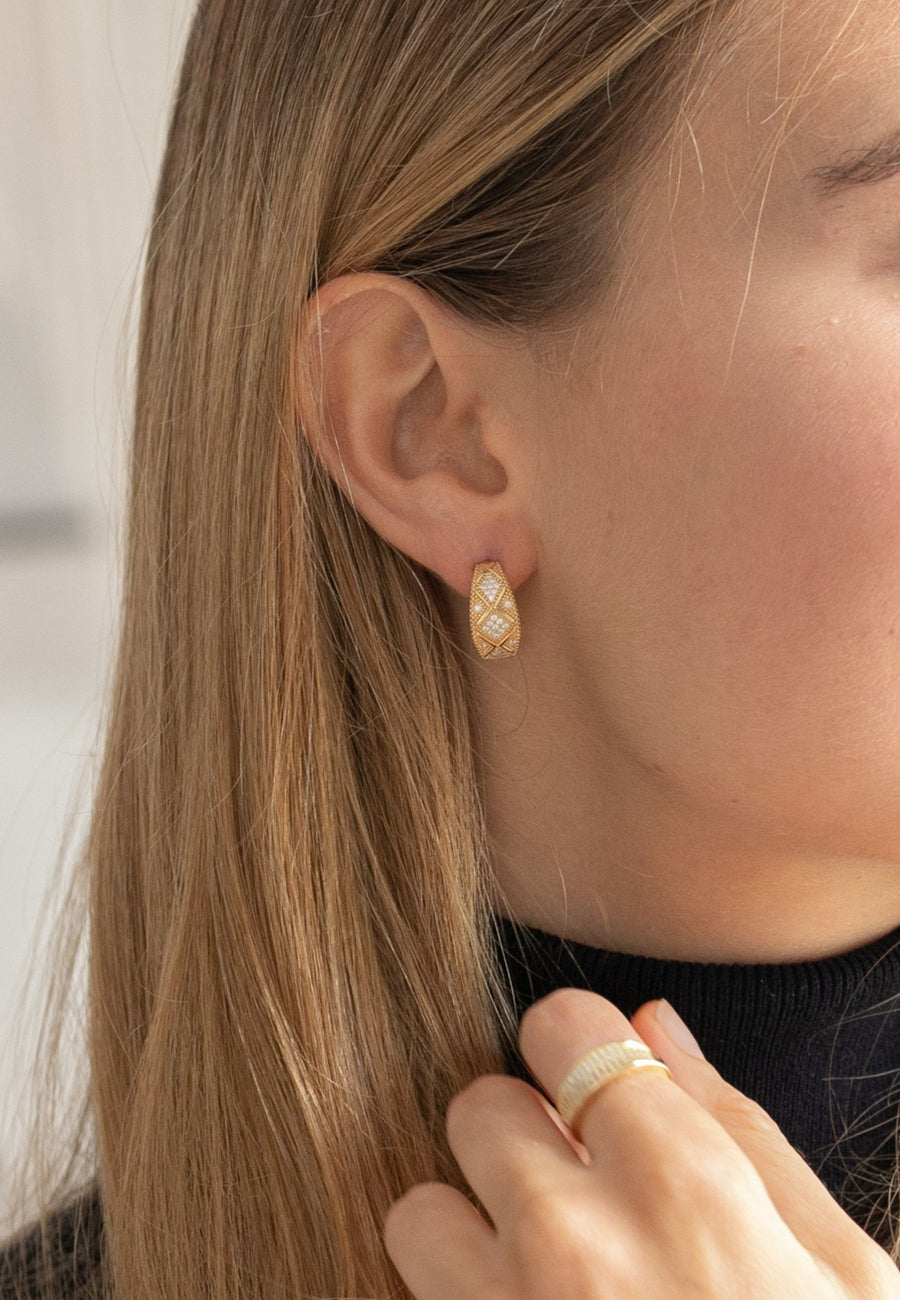 Pendientes de plata de semi aro RETRO CZ oro