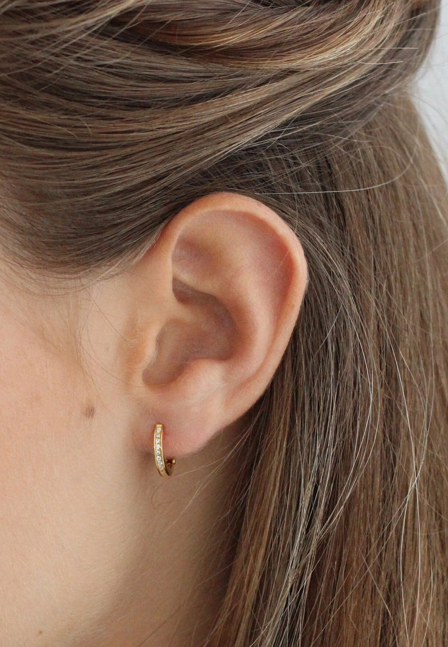 Pendientes de plata AROS CZ GLD. Plata de ley, zirconitas, baño oro.