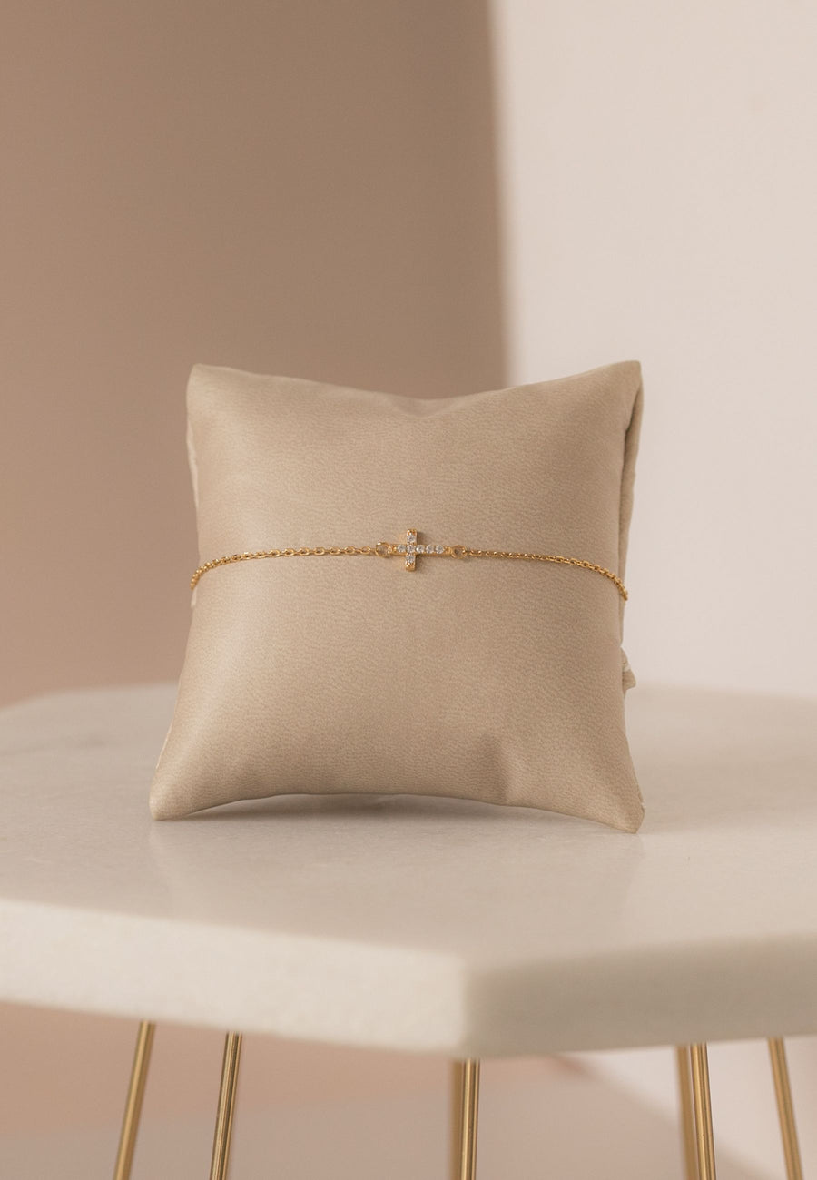 Pulsera de cadena con PEQUEÑA CRUZ en plata de ley y baño oro 24k