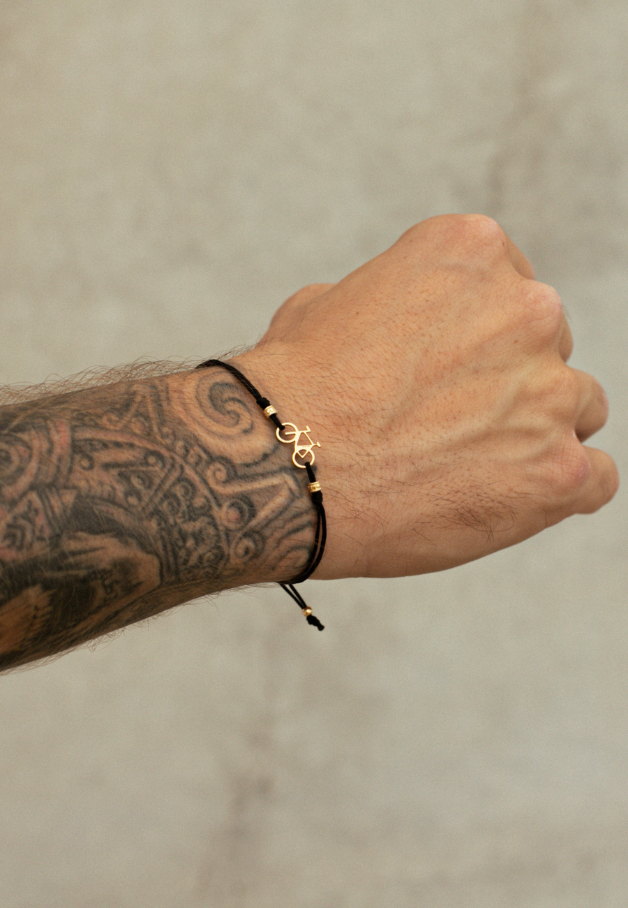 Pulsera BLACK BIKE con cordón de macramé negro
