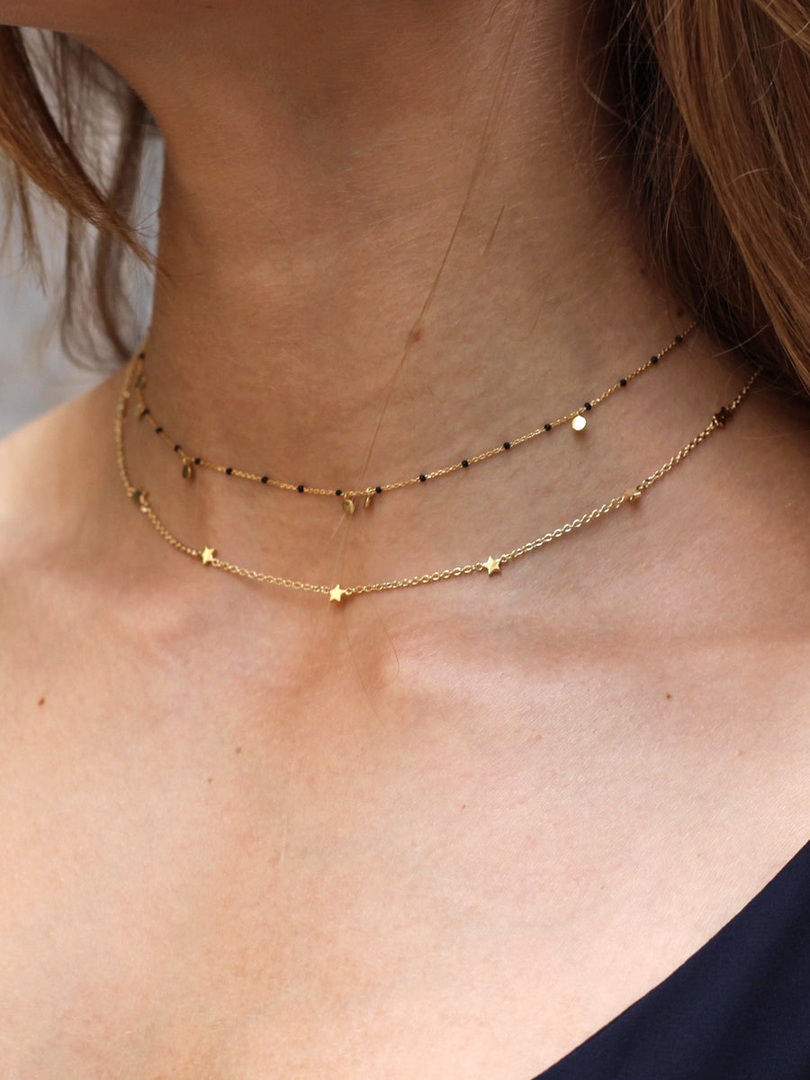 NUIT GLD. Collar plata de ley, baño oro, piedras negras.