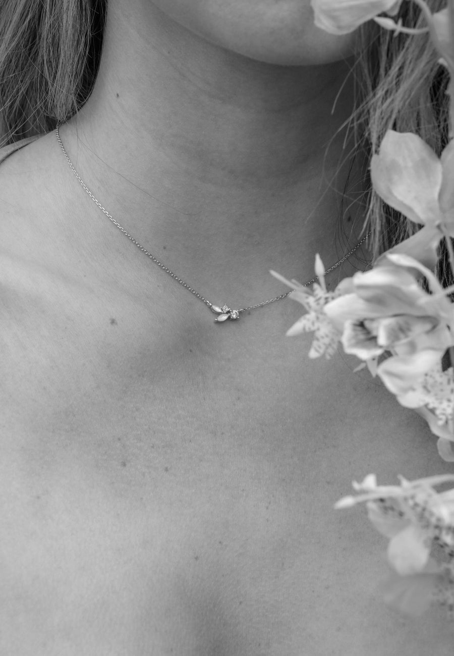 CLOUD SLV. Collar plata de ley, colgante zirconitas.