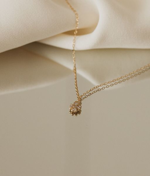 Collar TREBOL con circonitas en plata de ley y baño oro 24k