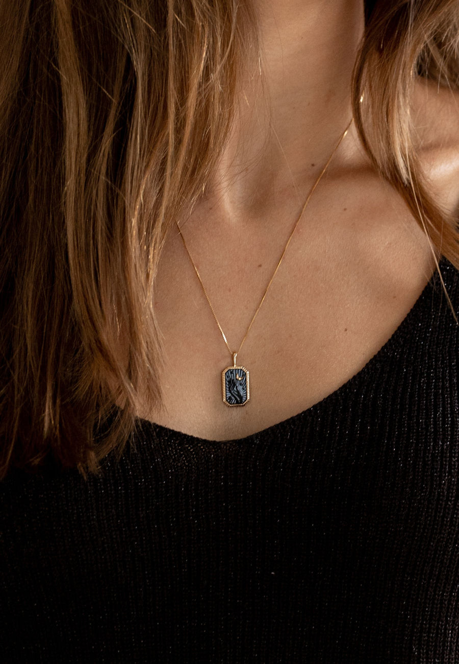 Collar WITCH MOON turquesa negra oro