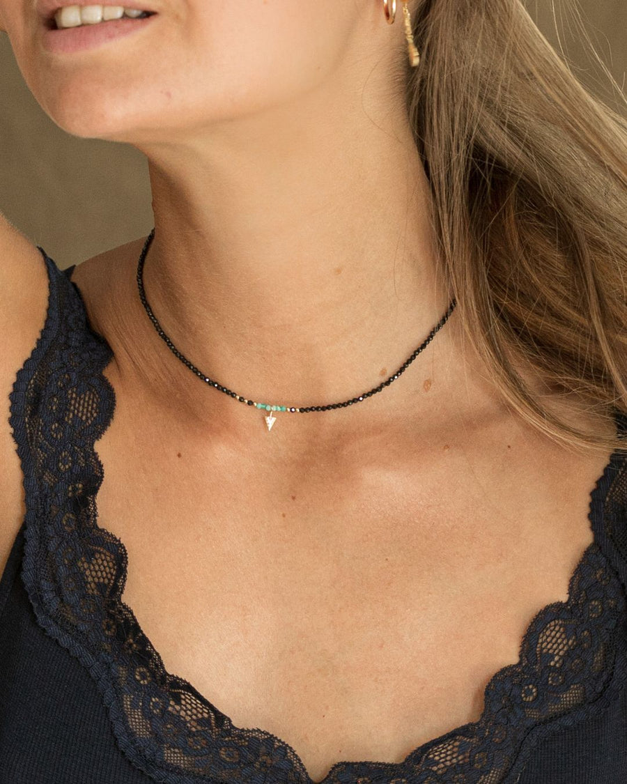 Collar LANZA AZUL en plata de ley chapada en oro