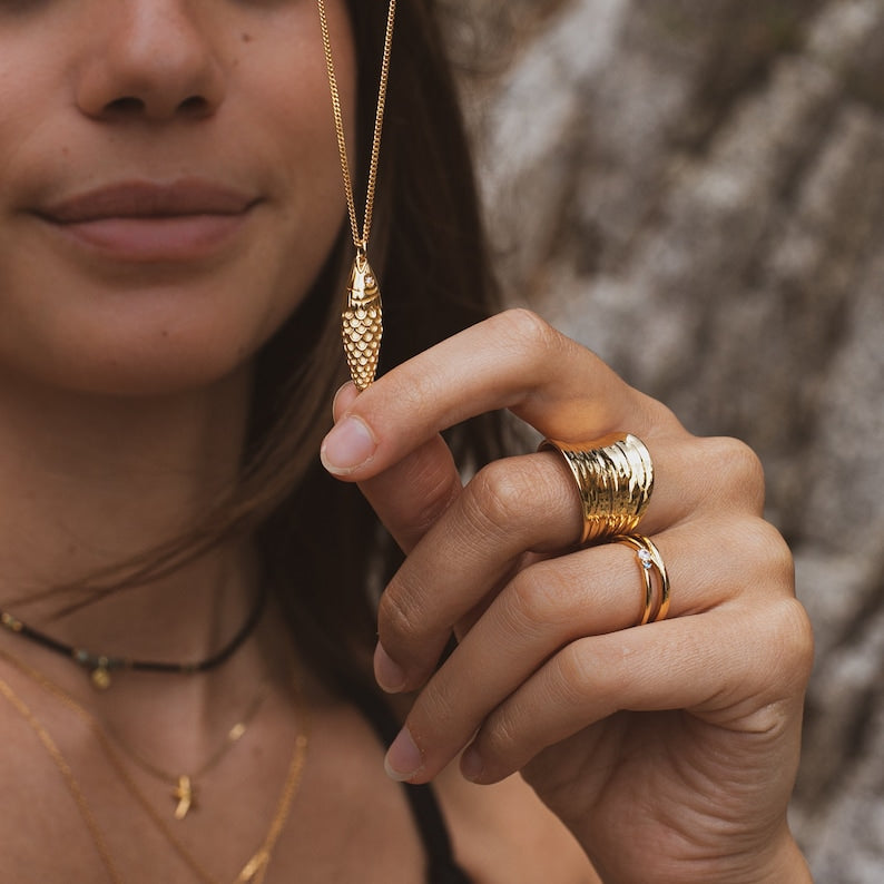 Anillo ancho ajustable ONDAS oro
