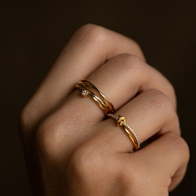 Anillo de plata NUDO CZ con circonitas