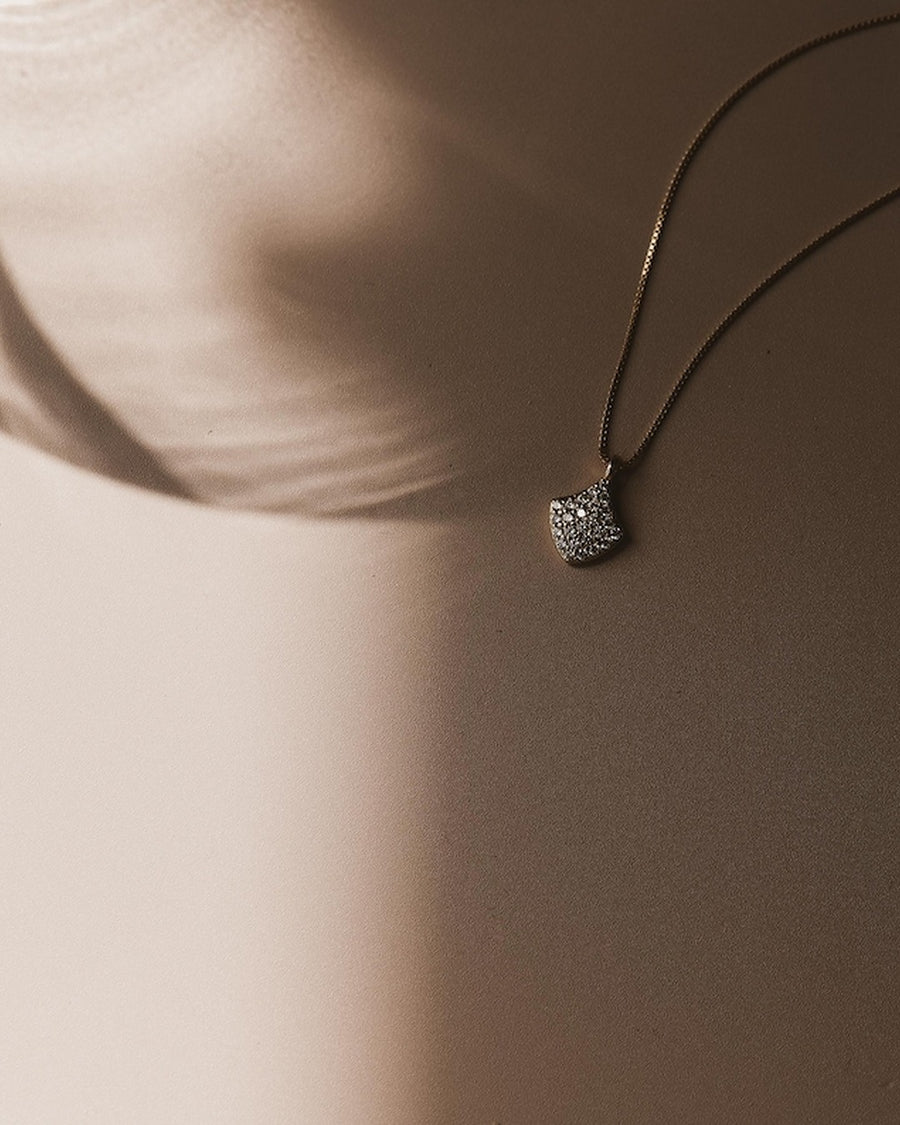 Silver SEA SHELL necklace with cubic zirconia in silver and gold plating