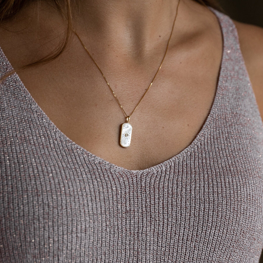 Collar de plata rectangular con OJO en NACAR plata de ley y baño de oro