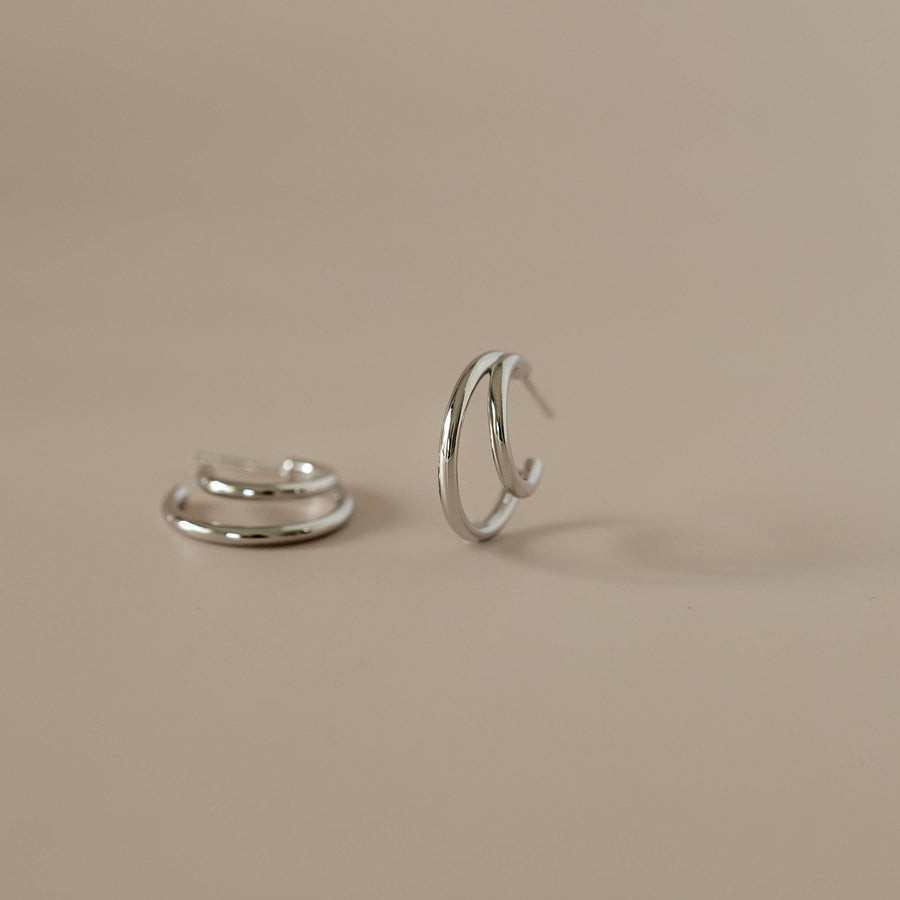 Pendientes dobles con doble aro de plata de ley